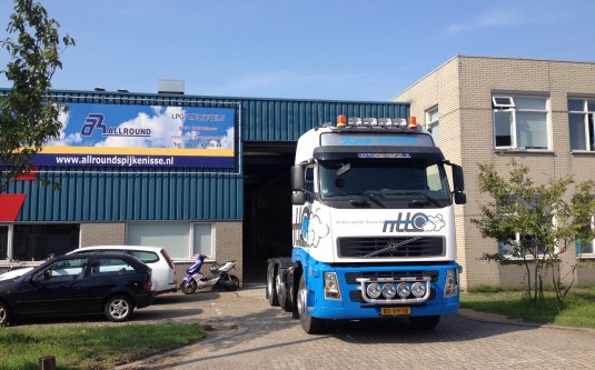 vrachtwagen spuiten voor de NTTO vrachtwagen spuiten voor de NTTO